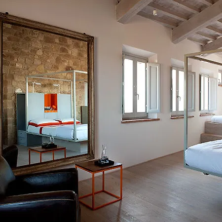 Otel La Bandita Townhouse 2*